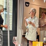 202509810 Hetty Goudswaard en Rineke Heinen worden bedankt