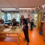 202509973 Els van Genugten bij de opruimploeg