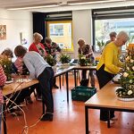 Bloemschikken voor Pasen foto Inge van Olst nr. 20250415