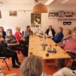 Bloemschikken voor Pasen foto Inge van Olst nr. 20250424