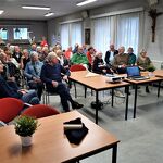 Lezing in het kerkzaaltje door Coen van der Heiden ipv. Ton Graus