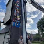 Molen met nieuwe zeilen foto Marlies Markensteyn